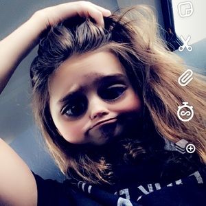 Meet your Posher, Isabella